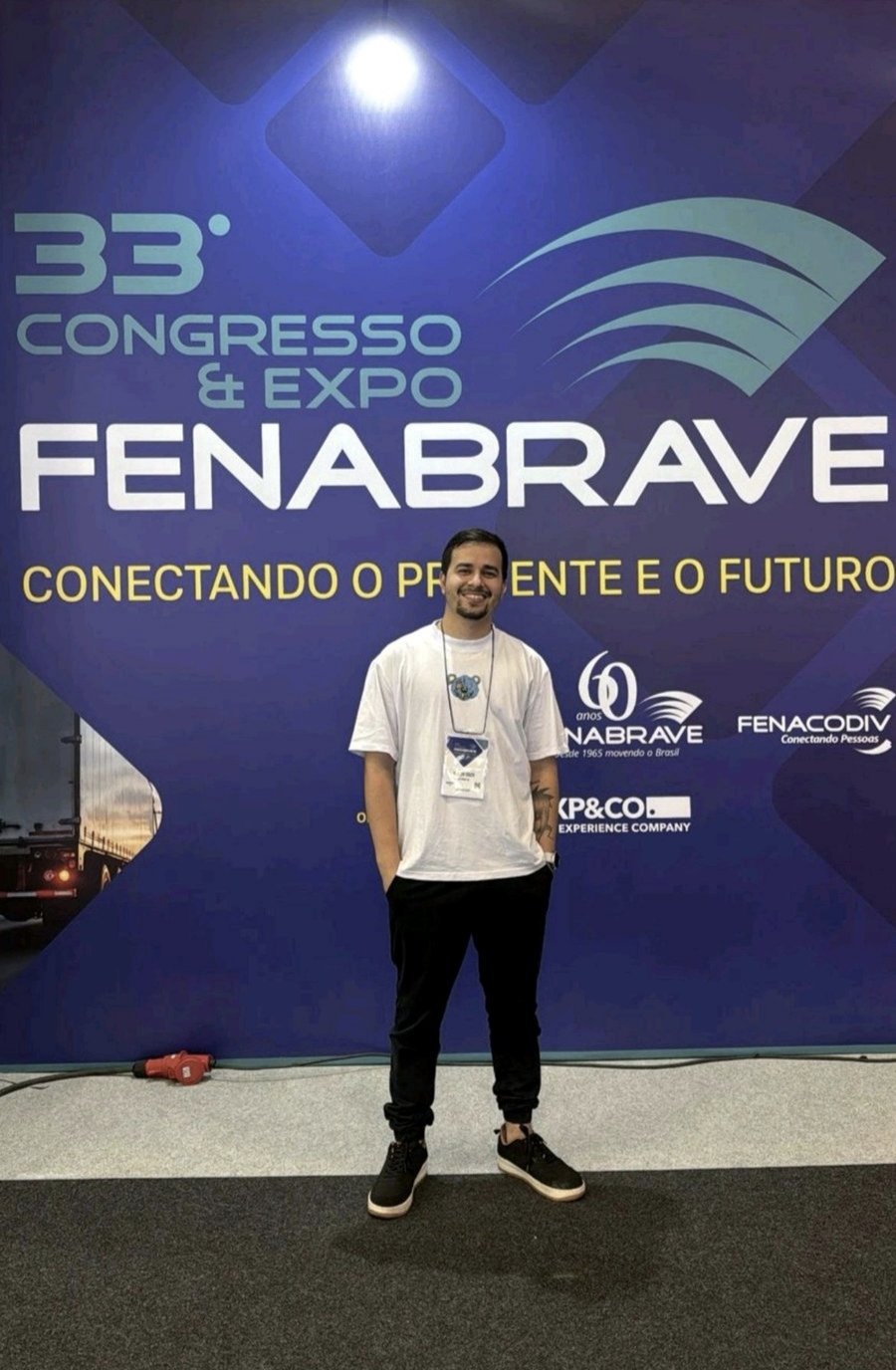 Foto de perfil no 33º Congresso & Expo FENABRAVE